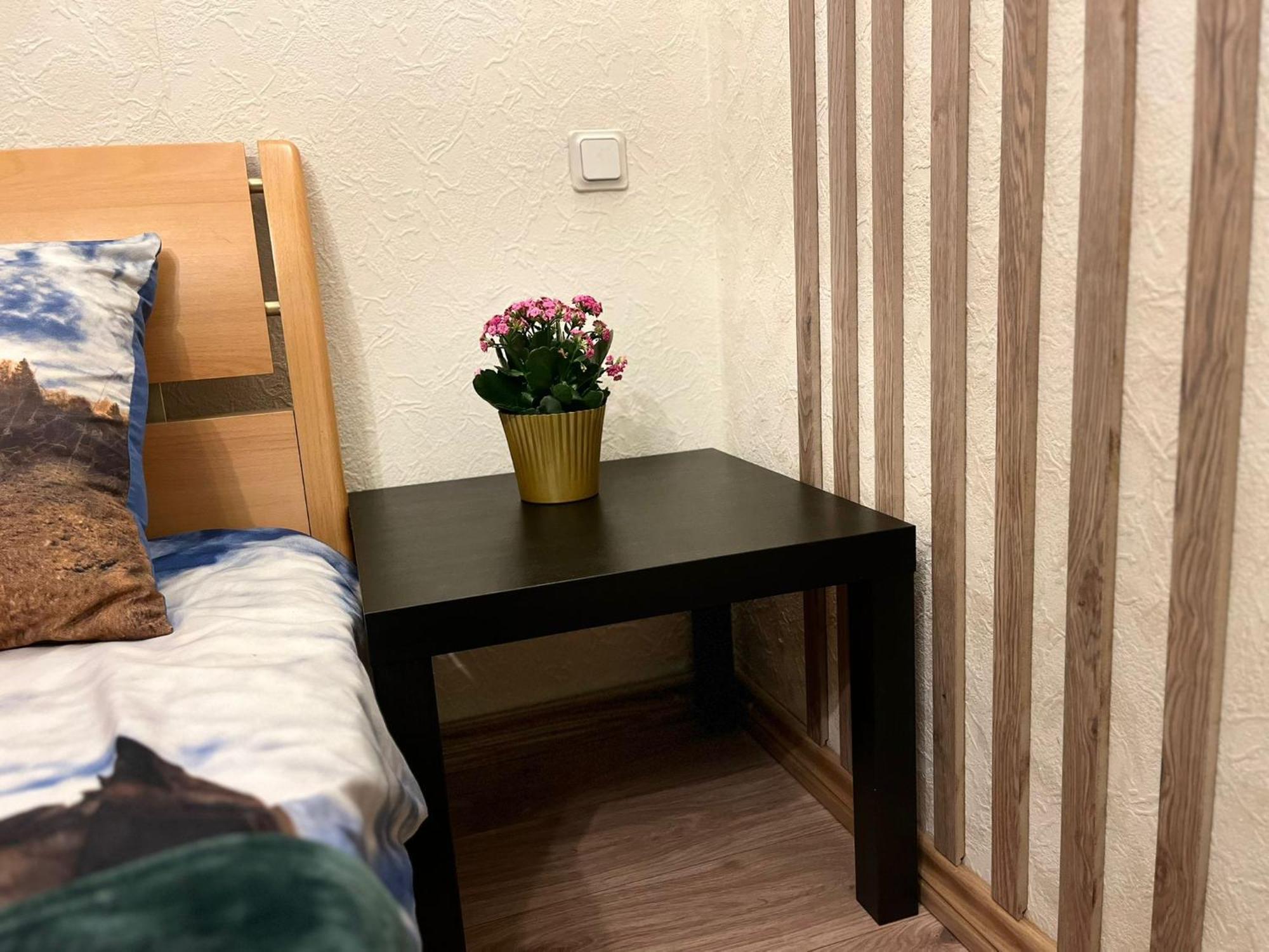 Room In A Private House 5 Min From Airport Riga Esterno foto
